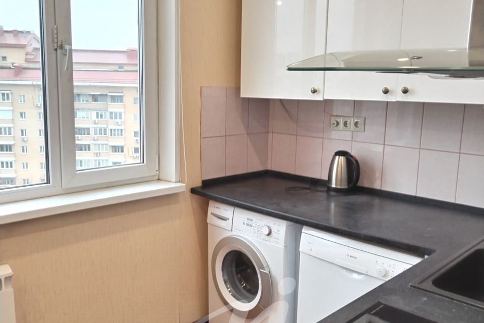 Сдаётся 1-комнатная квартира, 38 м²