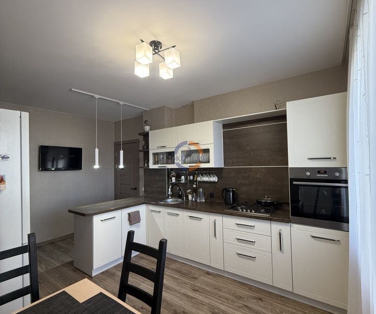 Продаётся 3-комнатная квартира, 82.34 м²