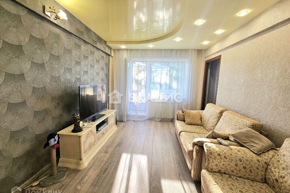 Продаётся 3-комнатная квартира, 57.4 м²