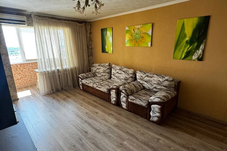 Сдаётся 3-комнатная квартира, 65 м²
