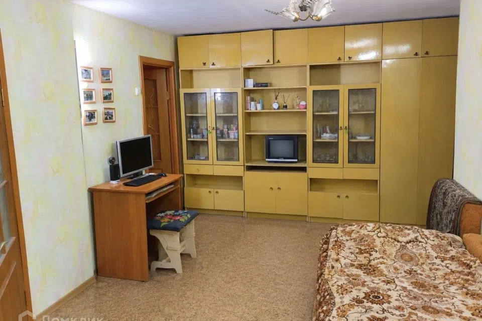 Продаётся 3-комнатная квартира, 56.4 м²