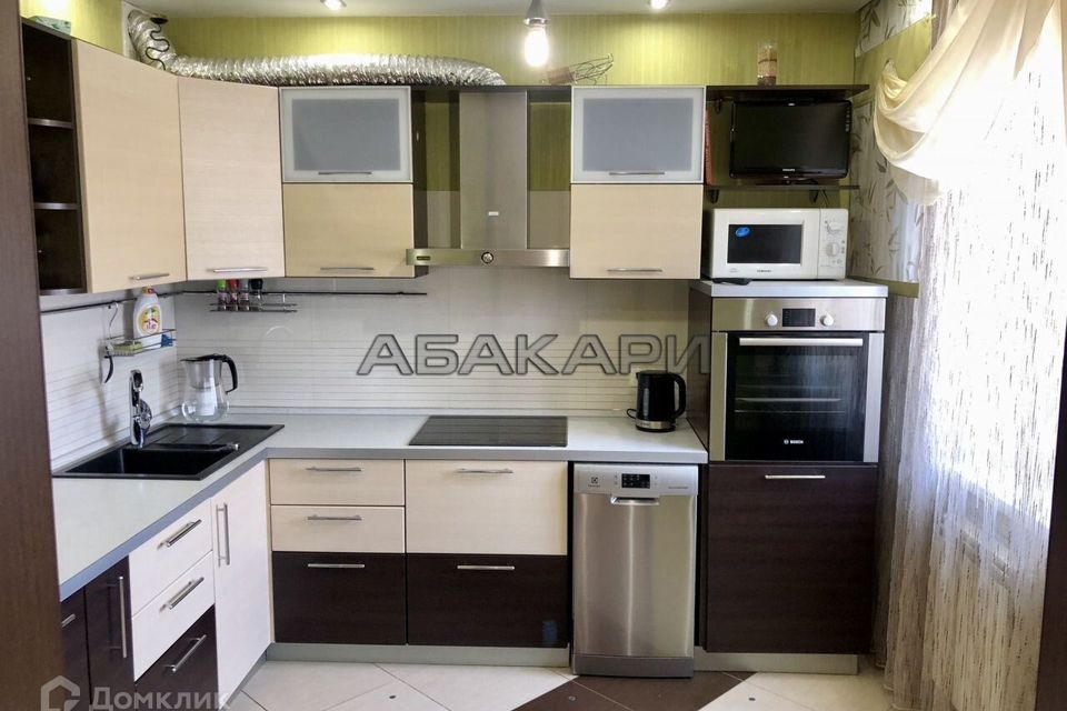 Сдаётся 2-комнатная квартира, 55 м²
