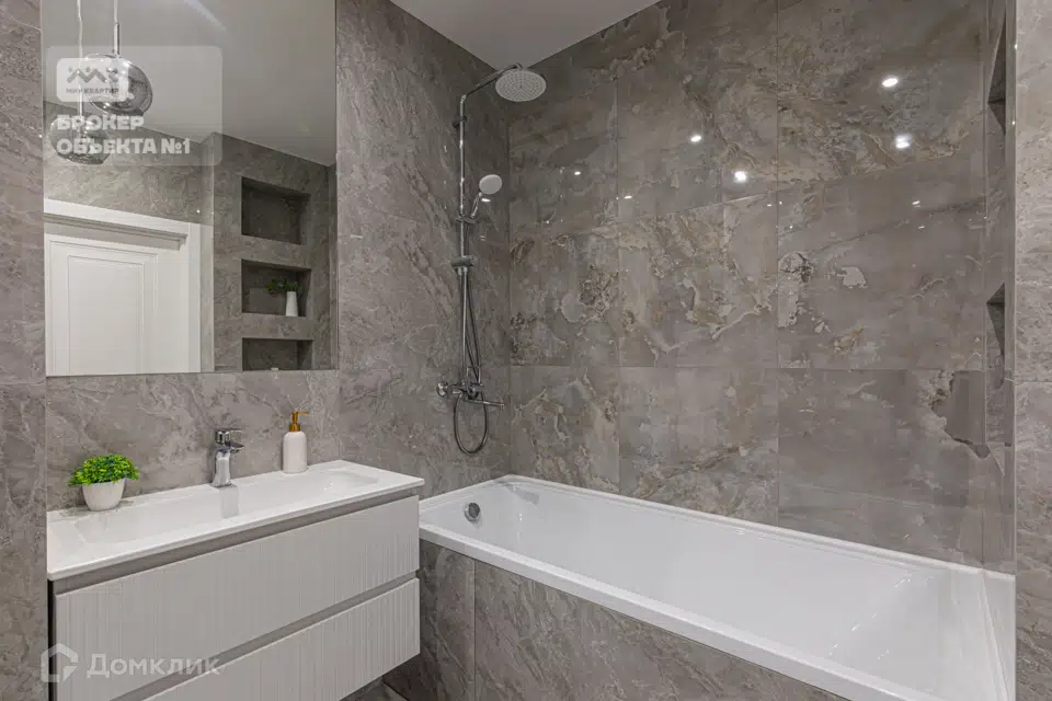 Продаётся 3-комнатная квартира, 62.2 м²