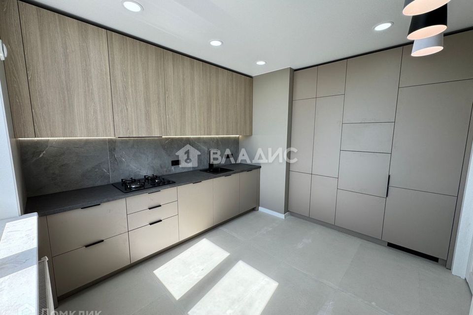 Продаётся 2-комнатная квартира, 64.1 м²