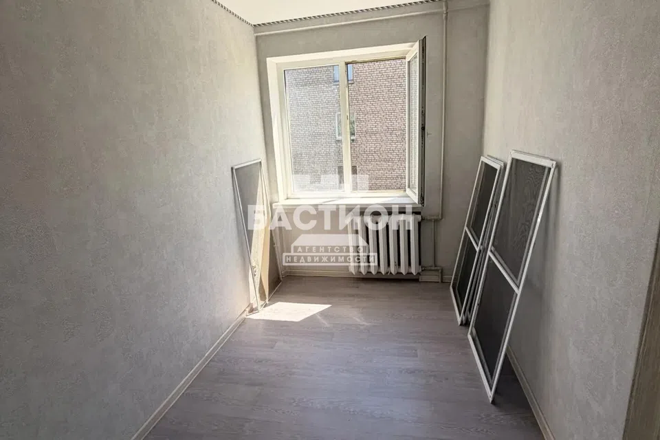 Продаётся 3-комнатная квартира, 45 м²