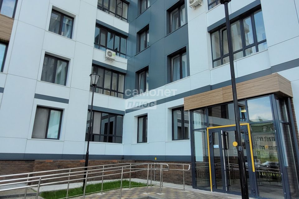 Продаётся 2-комнатная квартира, 73 м²