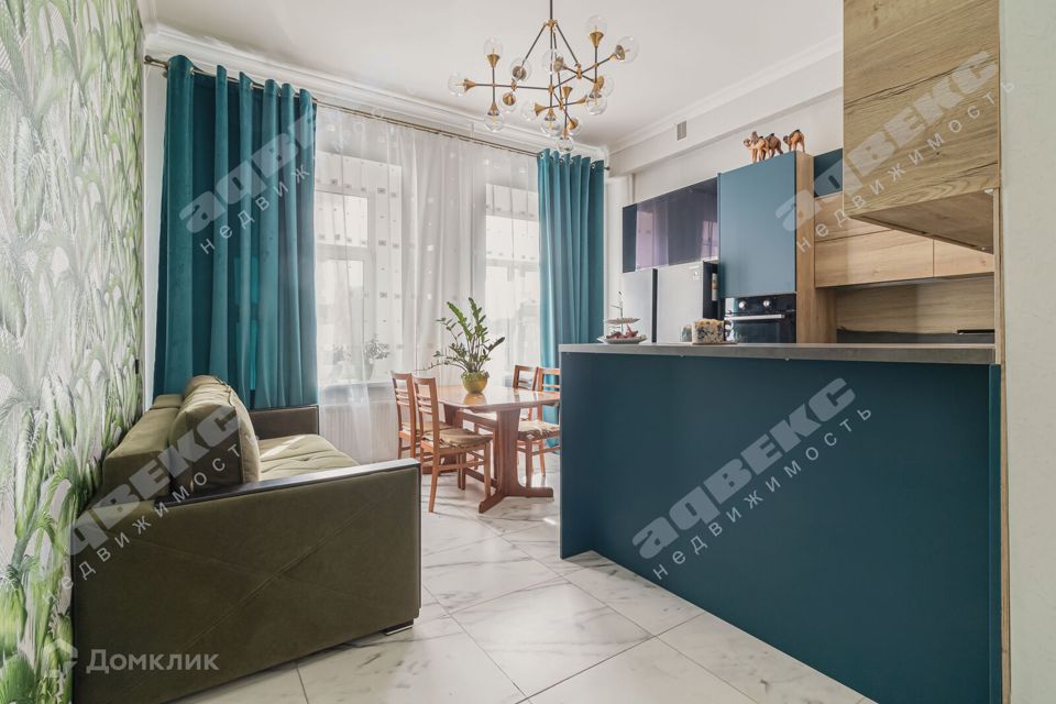 Продаётся 2-комнатная квартира, 66.4 м²