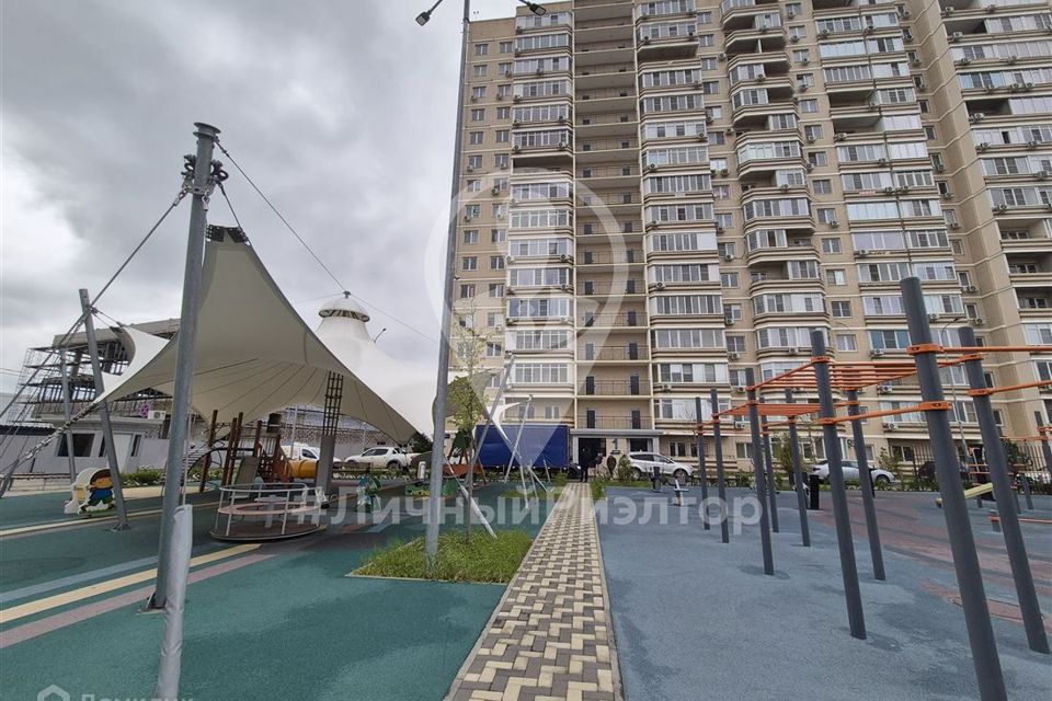 Продаётся 1-комнатная квартира, 39.2 м²