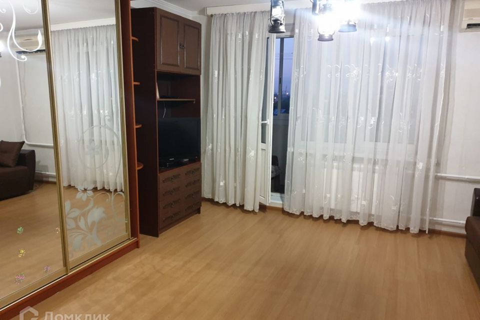 Продаётся 1-комнатная квартира, 40.6 м²