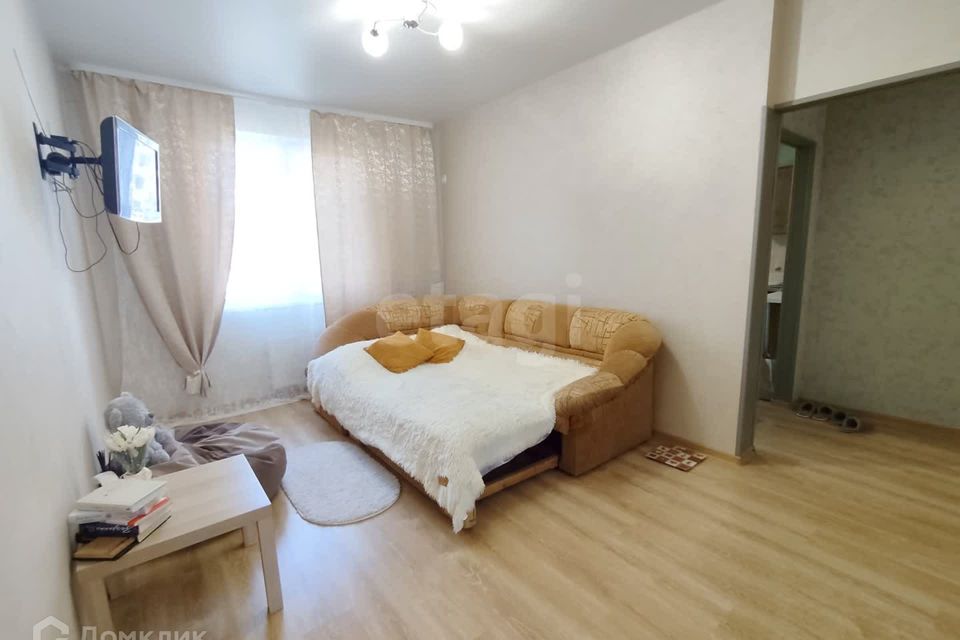 Продаётся 1-комнатная квартира, 38 м²