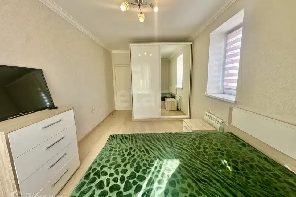 Продаётся 3-комнатная квартира, 82 м²