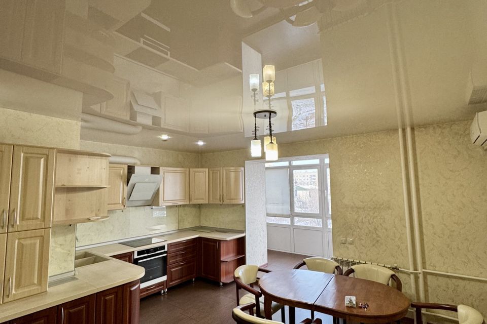 Продаётся 2-комнатная квартира, 71.6 м²