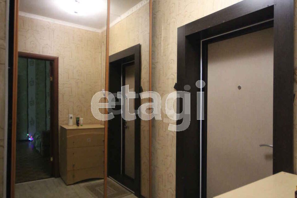 Продаётся 1-комнатная квартира, 38.8 м²