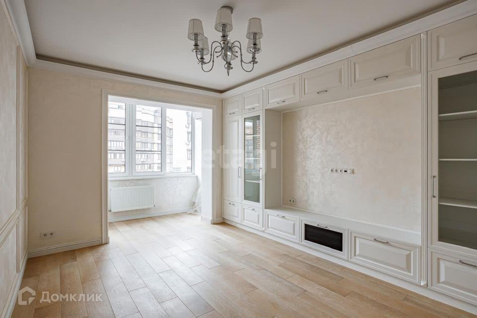 Продаётся 2-комнатная квартира, 71.6 м²