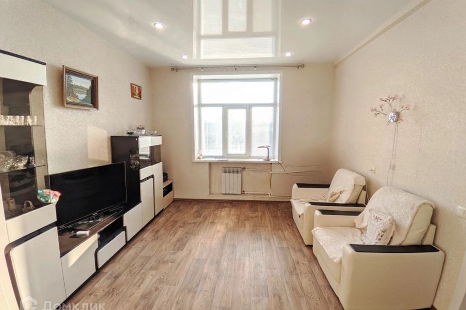 Продаётся 1-комнатная квартира, 37.4 м²