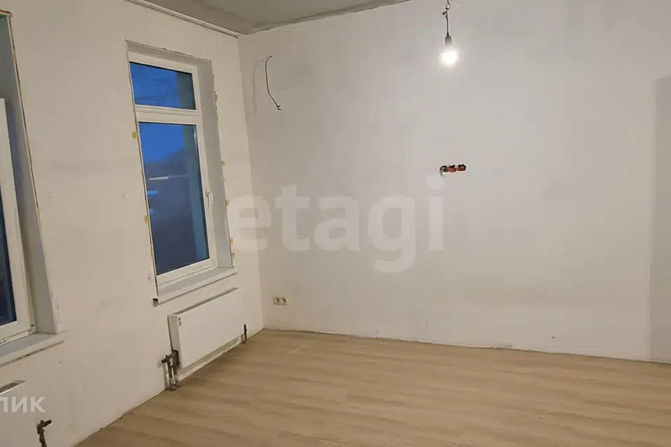 Продаётся 1-комнатная квартира, 35.6 м²