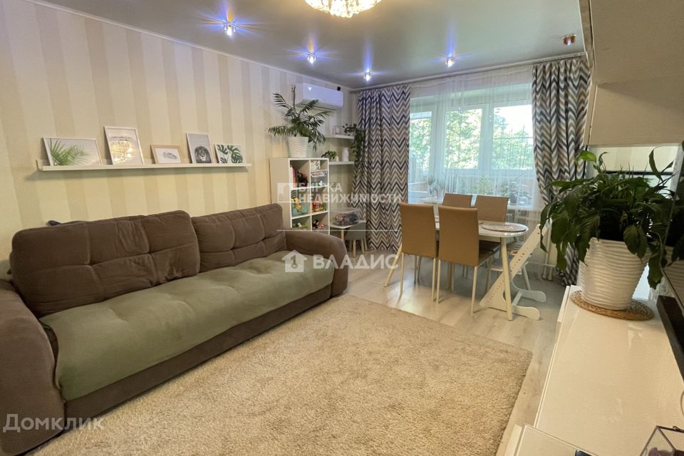 Продаётся 3-комнатная квартира, 56.1 м²