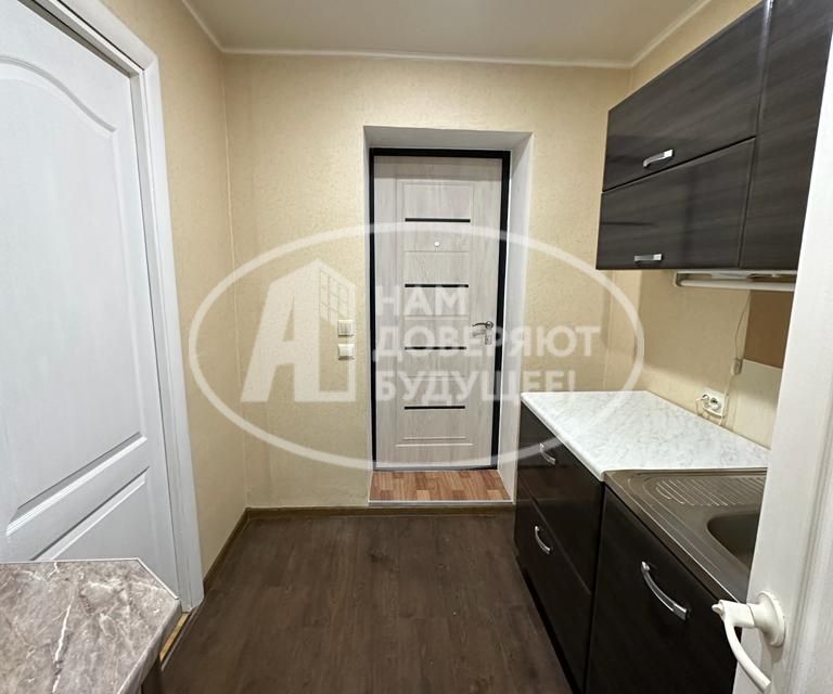 Продаётся комната в 1-комн. квартире, 25.6 м²