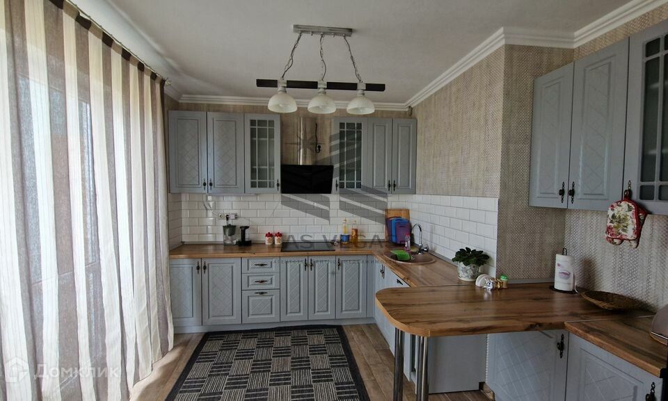 Сдаётся 3-комнатная квартира, 83 м²