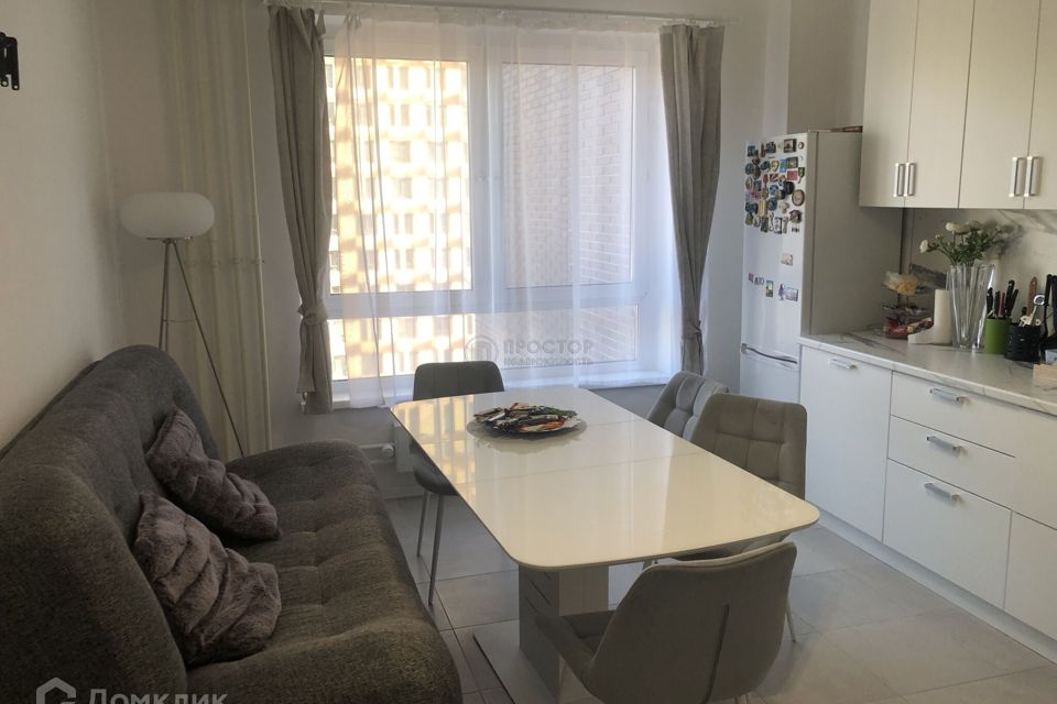 Продаётся 3-комнатная квартира, 96.2 м²