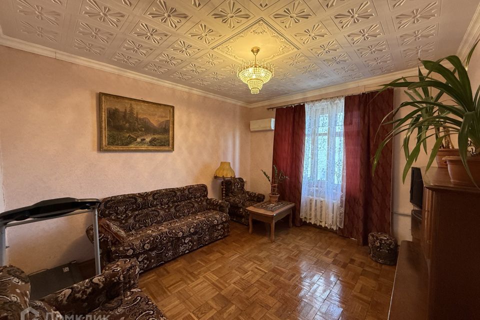 Продаётся 2-комнатная квартира, 60.2 м²