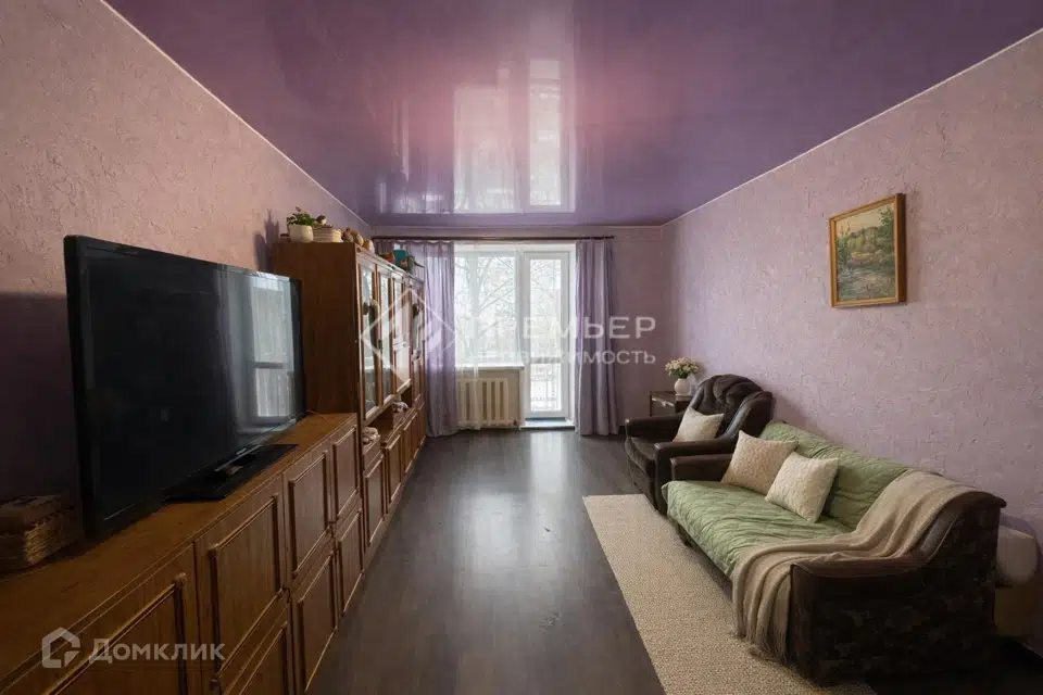 Продаётся 3-комнатная квартира, 60.3 м²