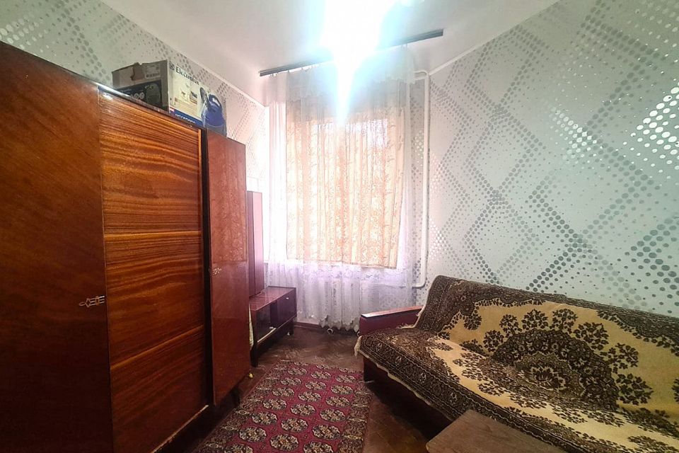 Продаётся 4-комнатная квартира, 73.5 м²