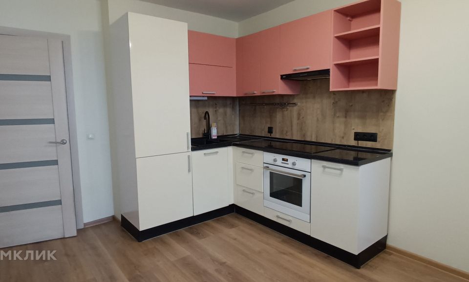 Продаётся 1-комнатная квартира, 40.4 м²