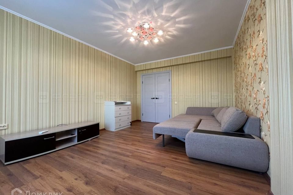 Сдаётся 2-комнатная квартира, 73 м²