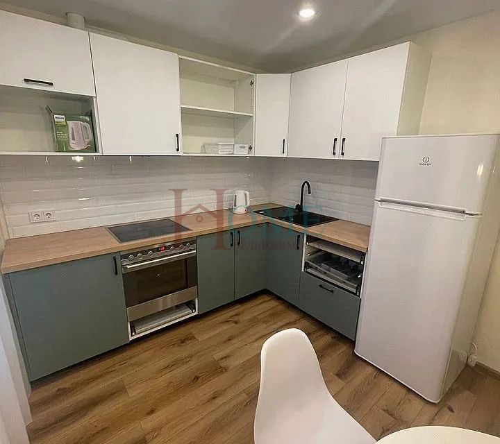 Сдаётся 1-комнатная квартира, 38 м²