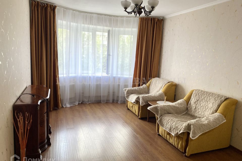 Сдаётся 1-комнатная квартира, 42 м²