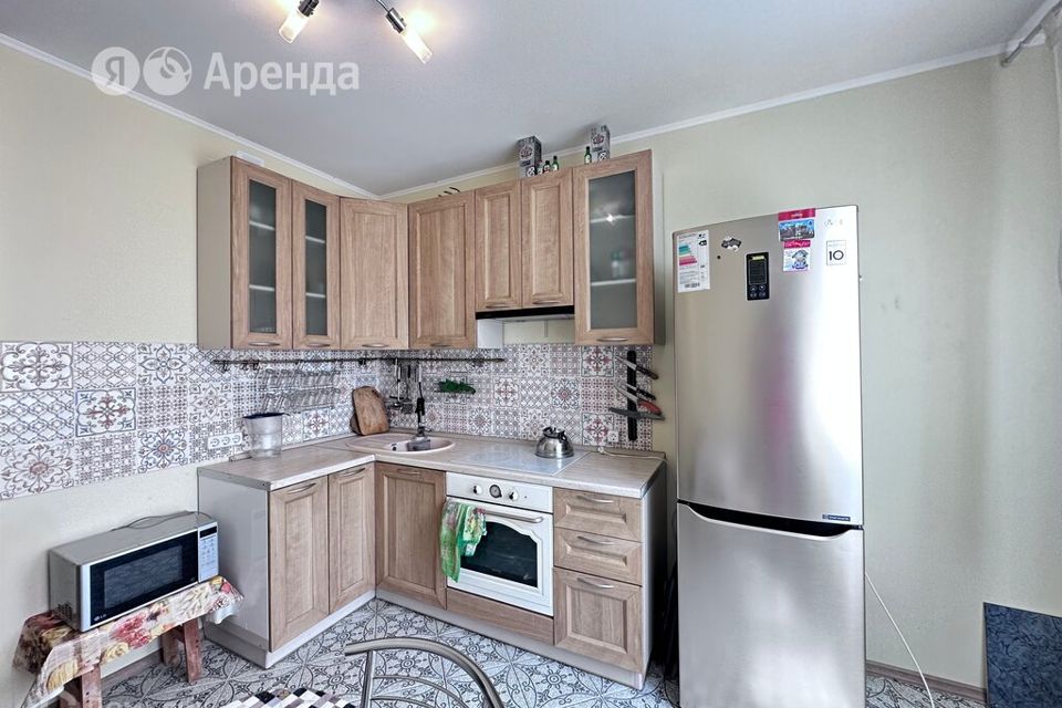 Сдаётся 1-комнатная квартира, 38 м²