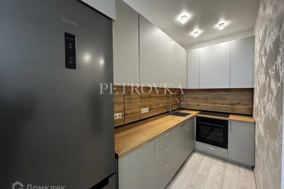 Продаётся 1-комнатная квартира, 48.7 м²
