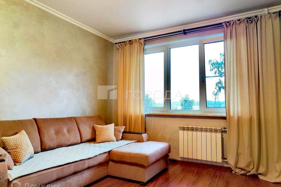Продаётся 1-комнатная квартира, 37.6 м²