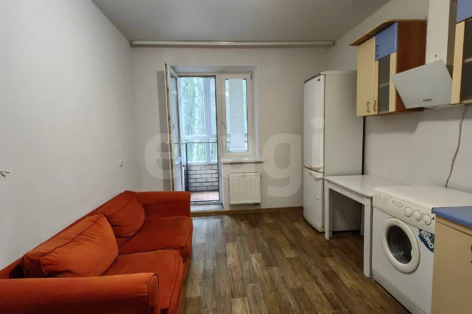 Продаётся 1-комнатная квартира, 42.3 м²