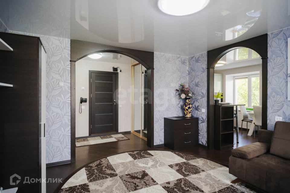Продаётся 4-комнатная квартира, 88.9 м²