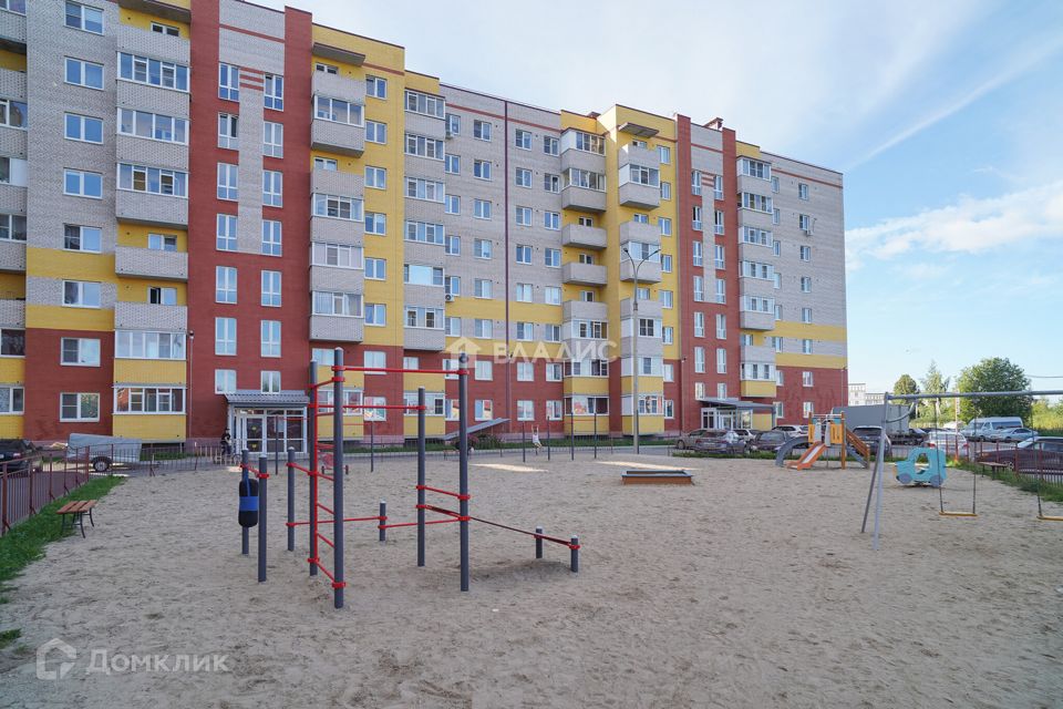 Продаётся 3-комнатная квартира, 56.9 м²