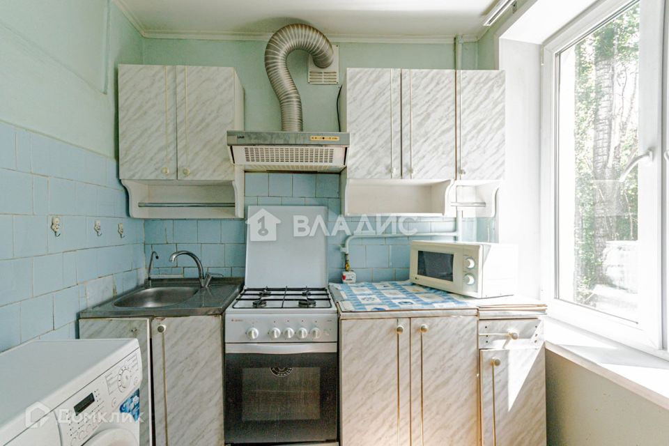 Продаётся 3-комнатная квартира, 53.9 м²