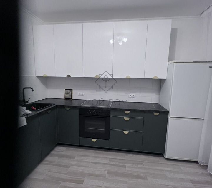 Сдаётся 2-комнатная квартира, 80 м²