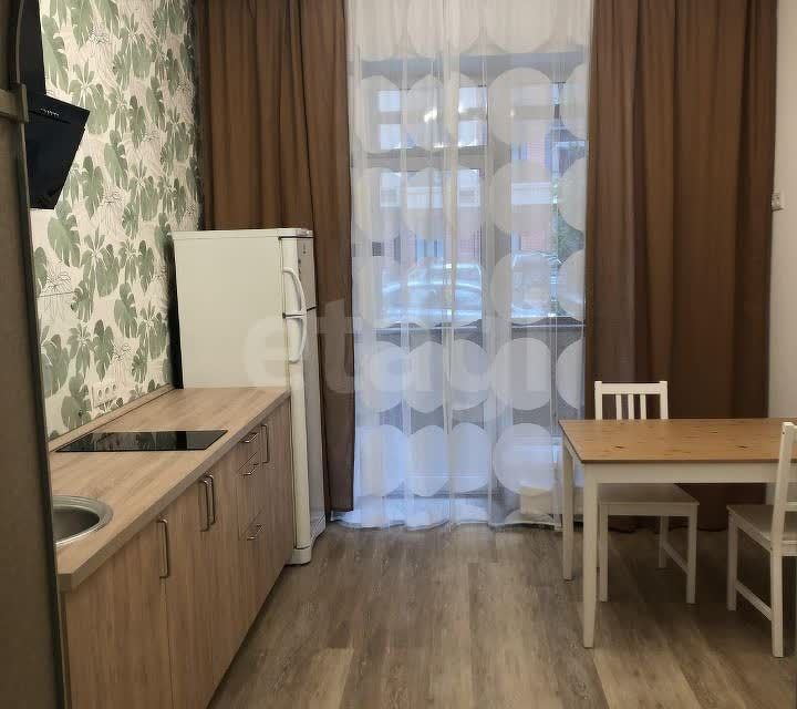 Сдаётся 1-комнатная квартира, 40 м²