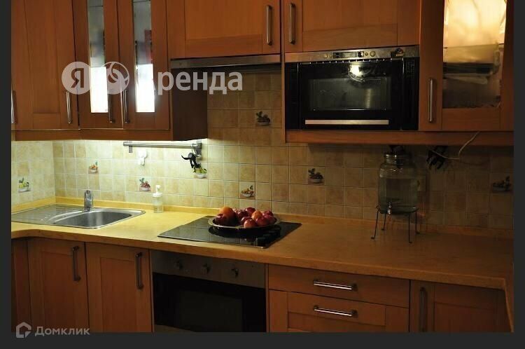 Сдаётся 2-комнатная квартира, 64 м²