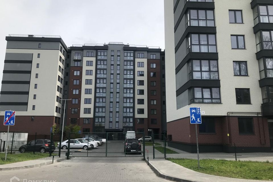 Продаётся 1-комнатная квартира, 39.7 м²