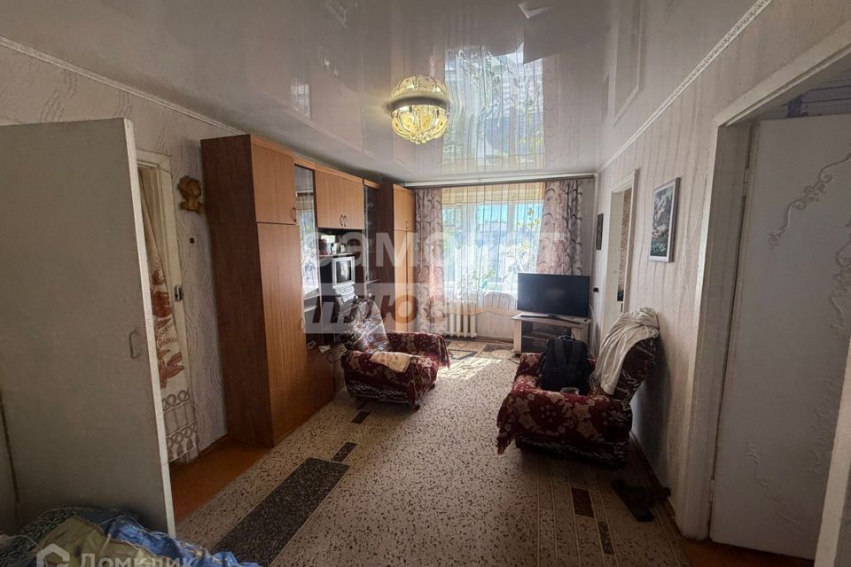 Сдаётся 4-комнатная квартира, 62.2 м²