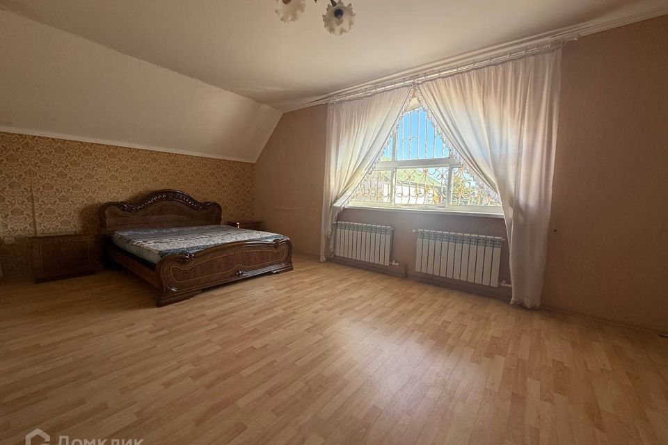 Продаётся 2-этажный дом, 258.1 м²