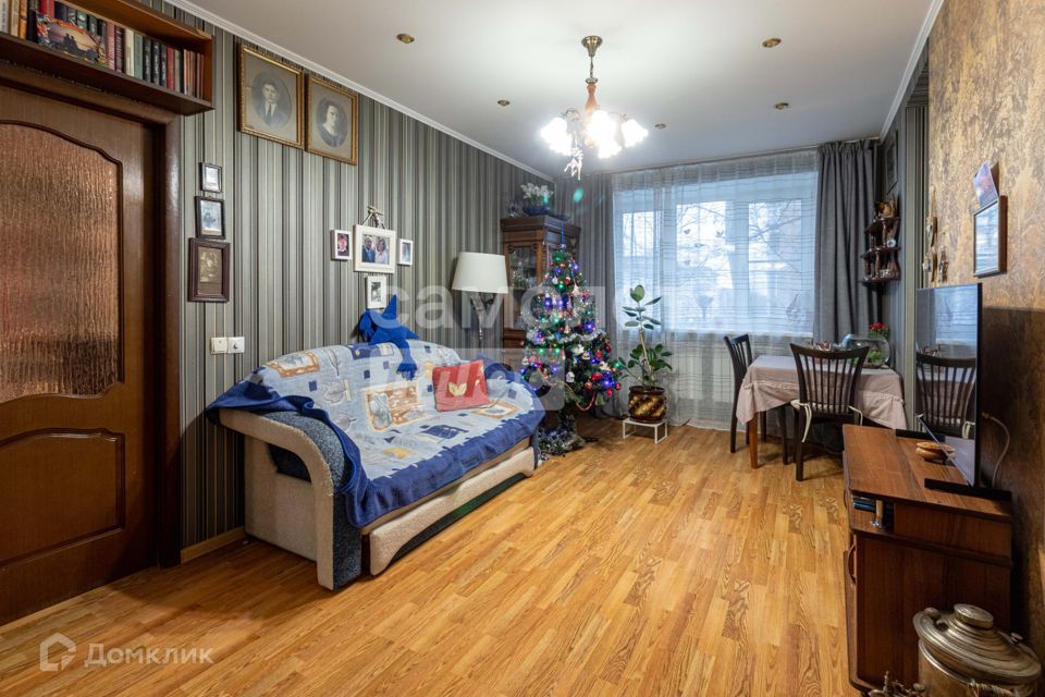 Продаётся 3-комнатная квартира, 51.3 м²