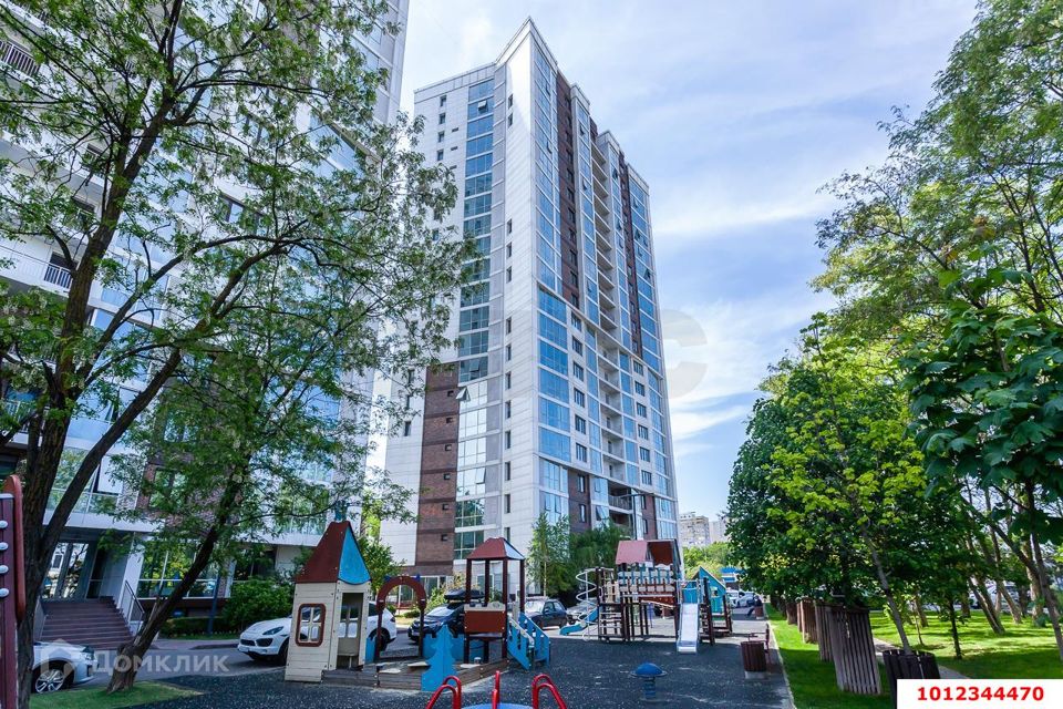 Продаётся 1-комнатная квартира, 42 м²