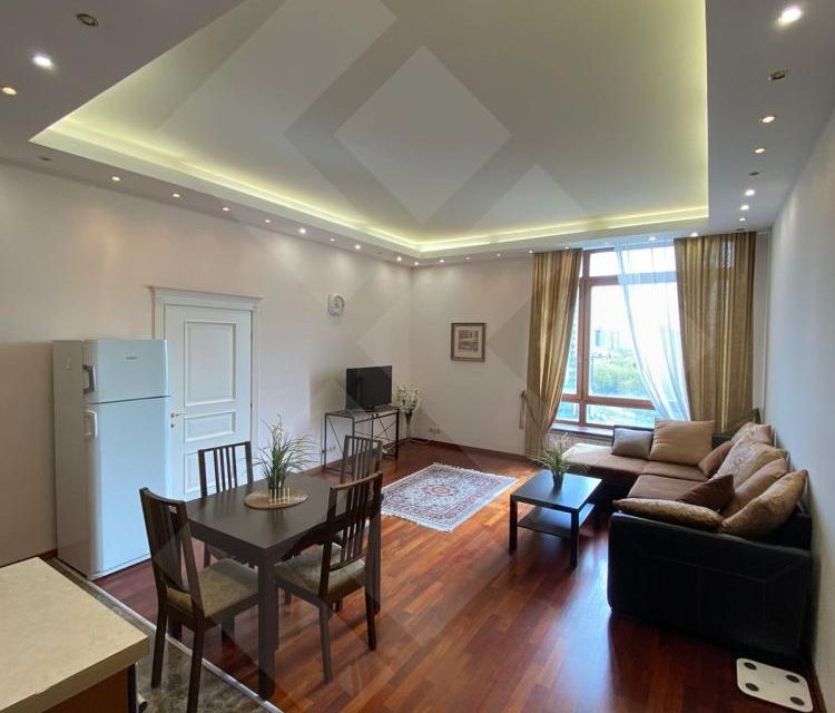 Сдаётся 2-комнатная квартира, 75 м²