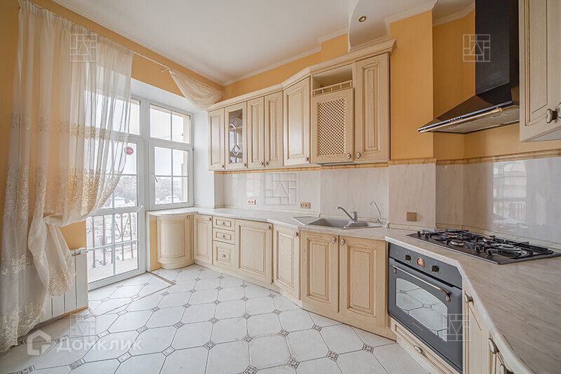 Сдаётся 3-комнатная квартира, 87 м²