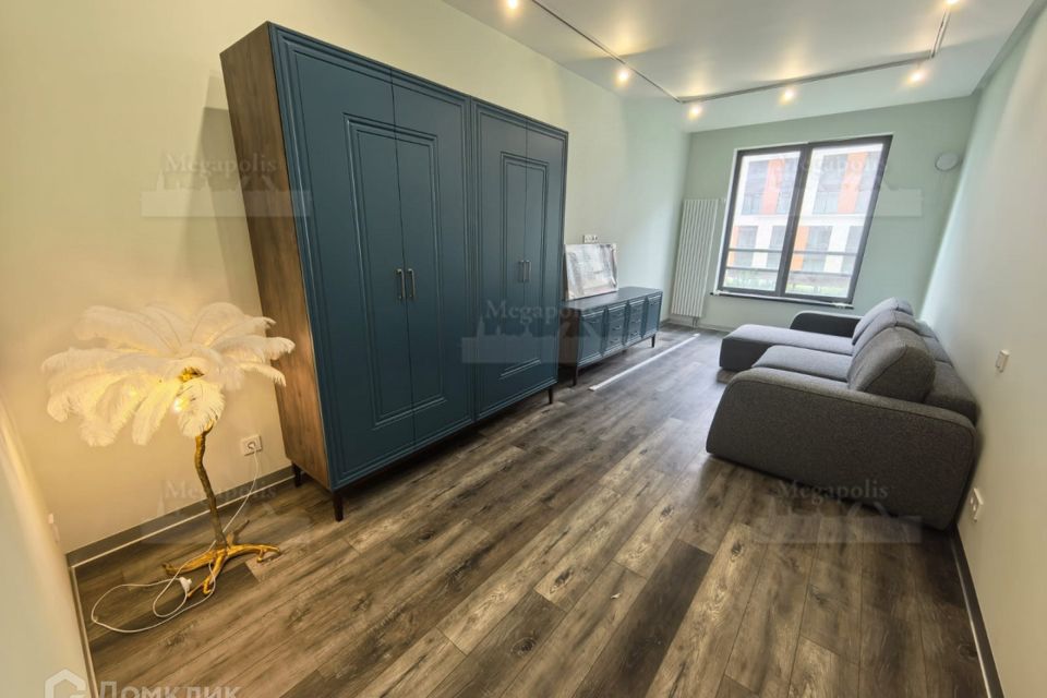 Сдаётся 2-комнатная квартира, 80 м²