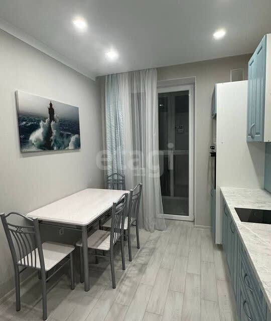 Продаётся 1-комнатная квартира, 30.3 м²